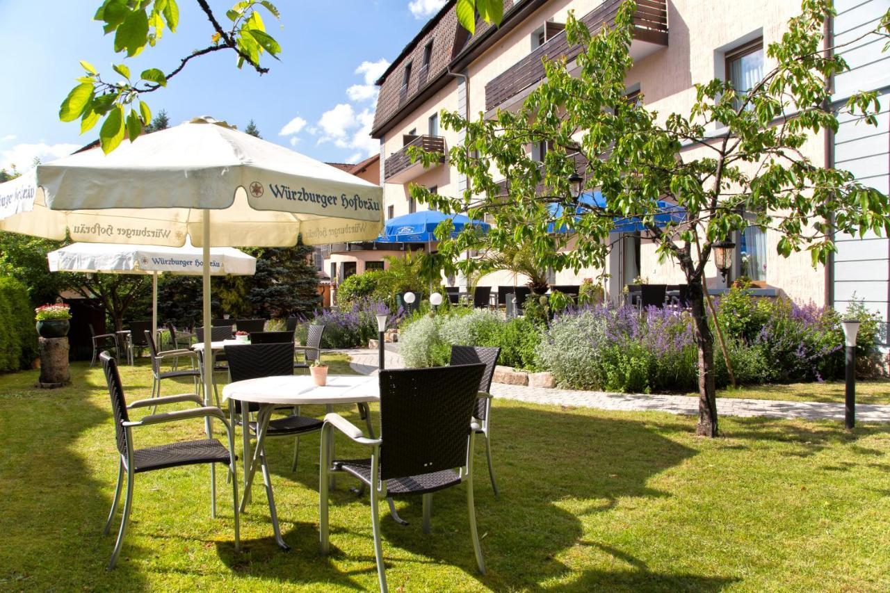 Hotel Jaegerhof シュターツバート・ブリュッケナウ エクステリア 写真